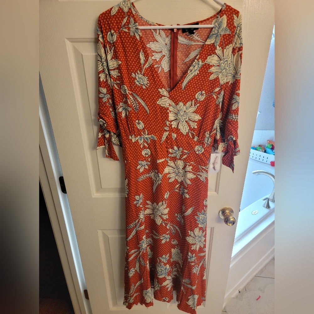 Jessica Simpson Etched Lotus Ketchup Cecila Midi Dress